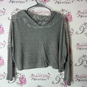 Hollister Gray Cropped crochet floral flower hooded Sleeve Hoodie